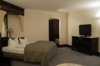 Hotel Villa Weltemuehle Dresden 4*,  Germany